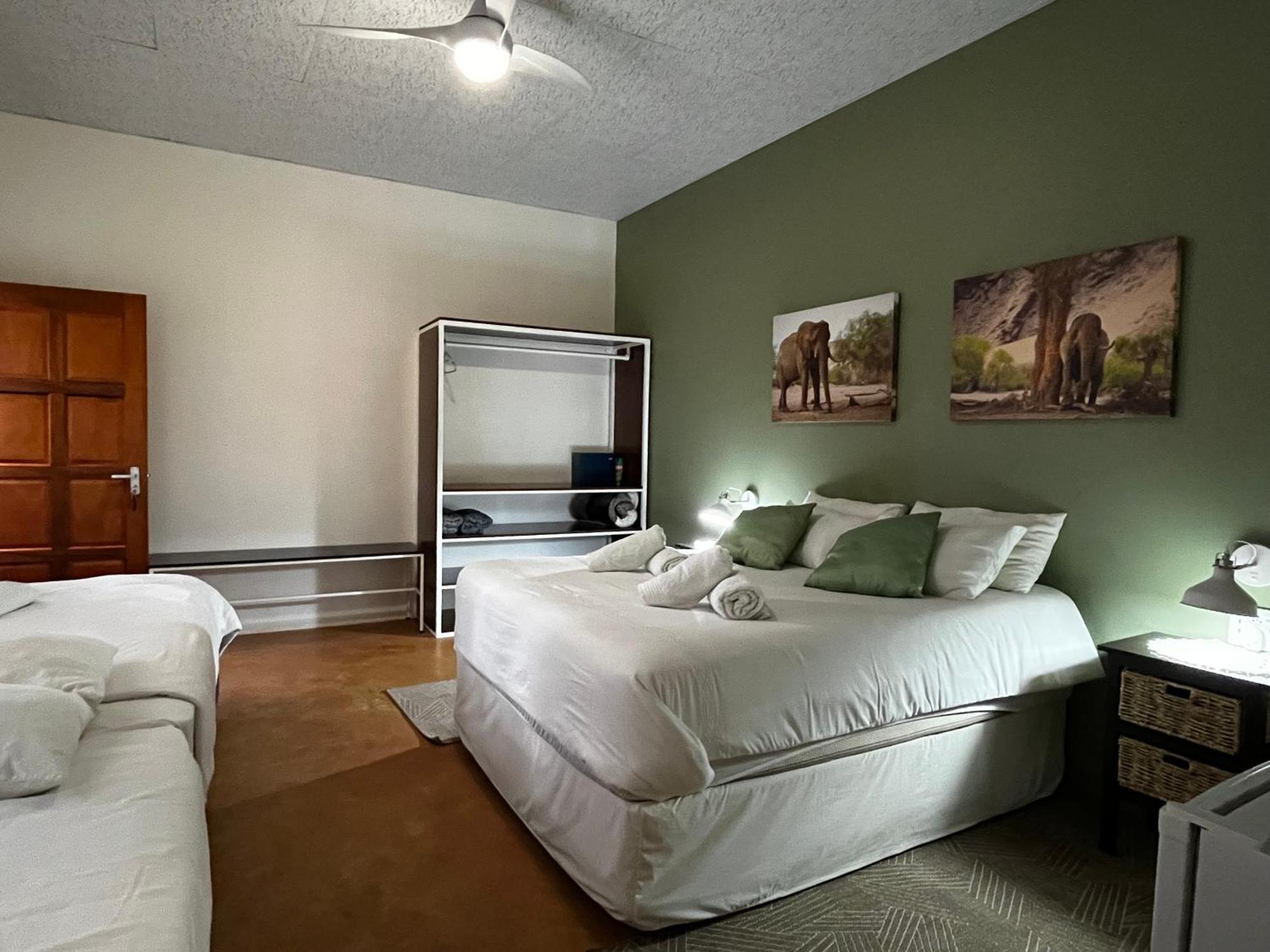 Olienhoff Guesthouse Otavi Eksteriør billede